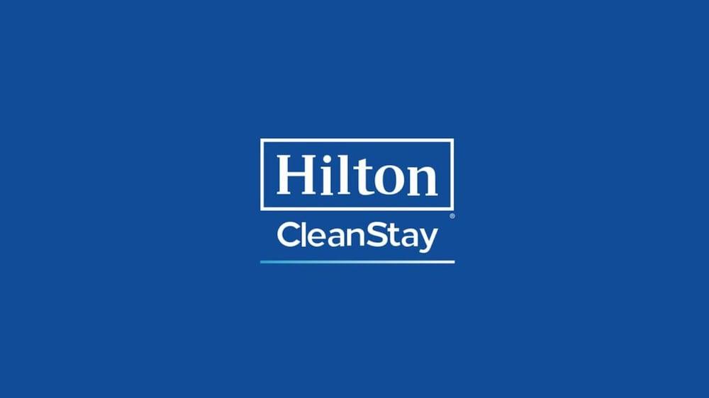 Hampton Inn & Suites Columbus Scioto Downs Exterior photo