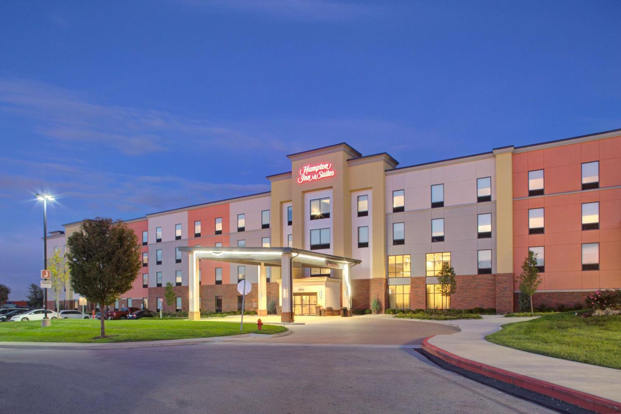 Hampton Inn & Suites Columbus Scioto Downs Exterior photo