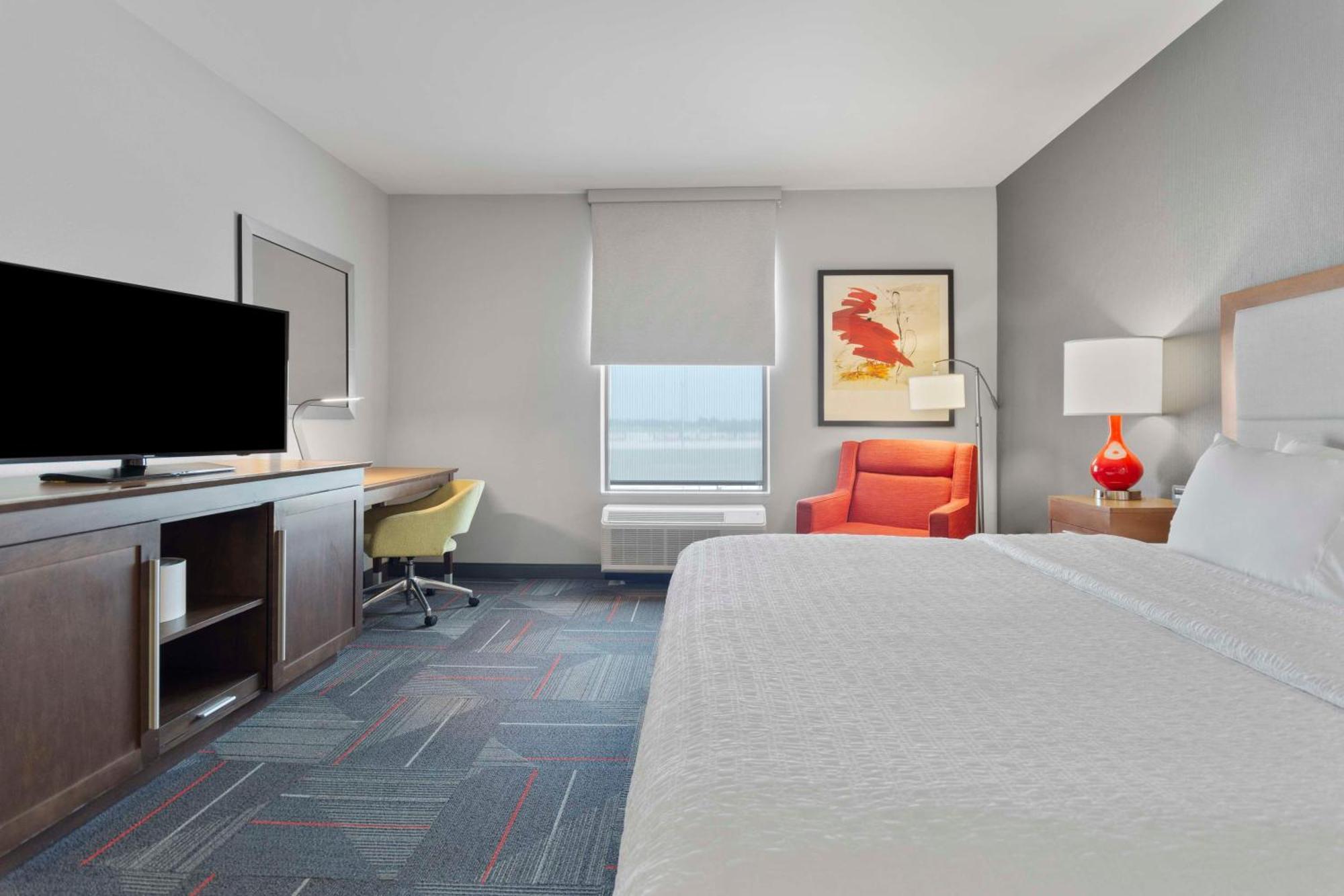 Hampton Inn & Suites Columbus Scioto Downs Exterior photo