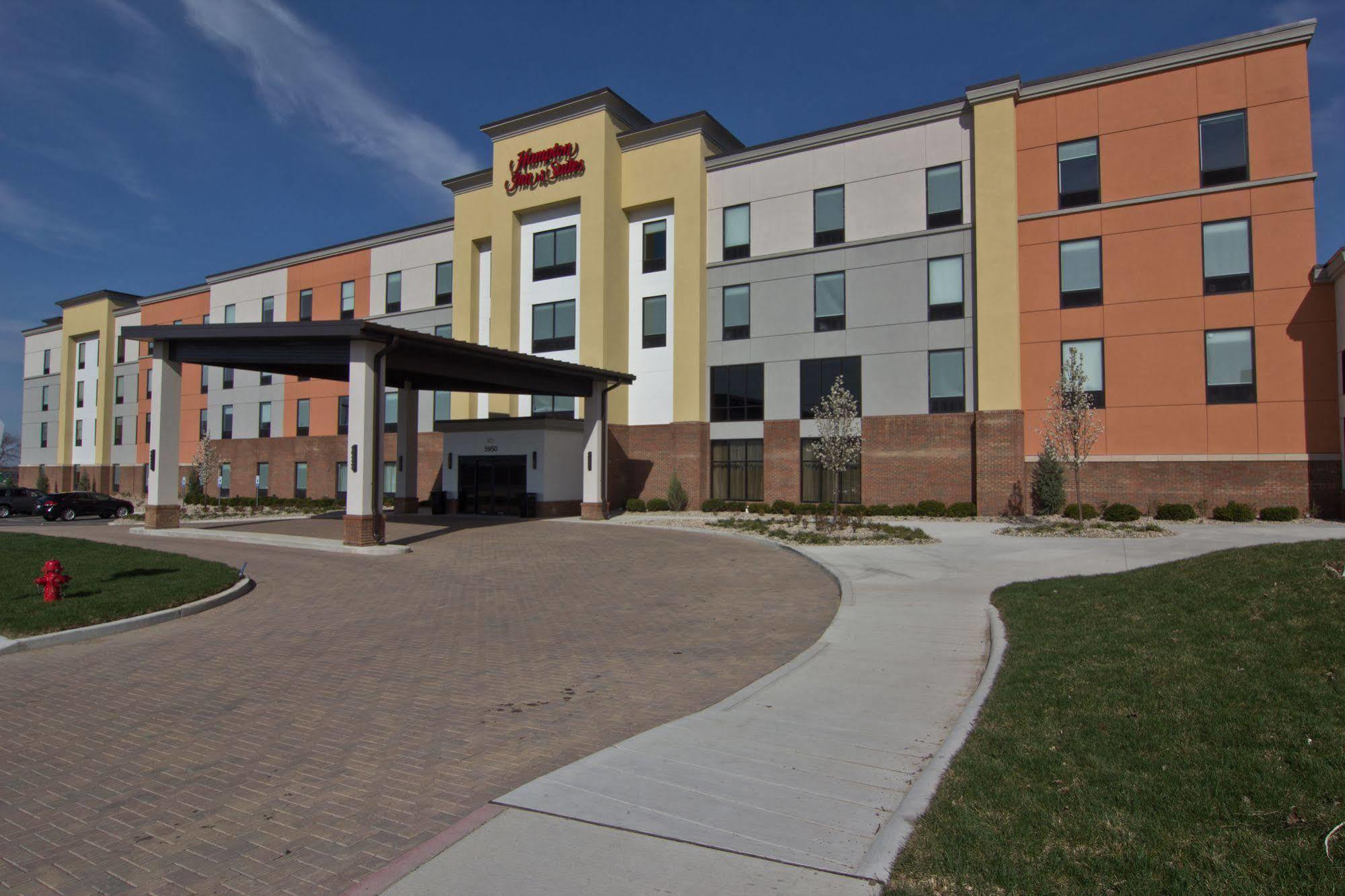 Hampton Inn & Suites Columbus Scioto Downs Exterior photo